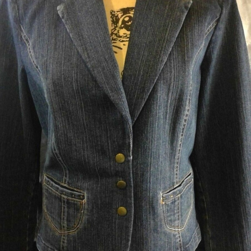 Casual Corner Denim Jacket Size 6 Stretch Blue Cotton Spandex